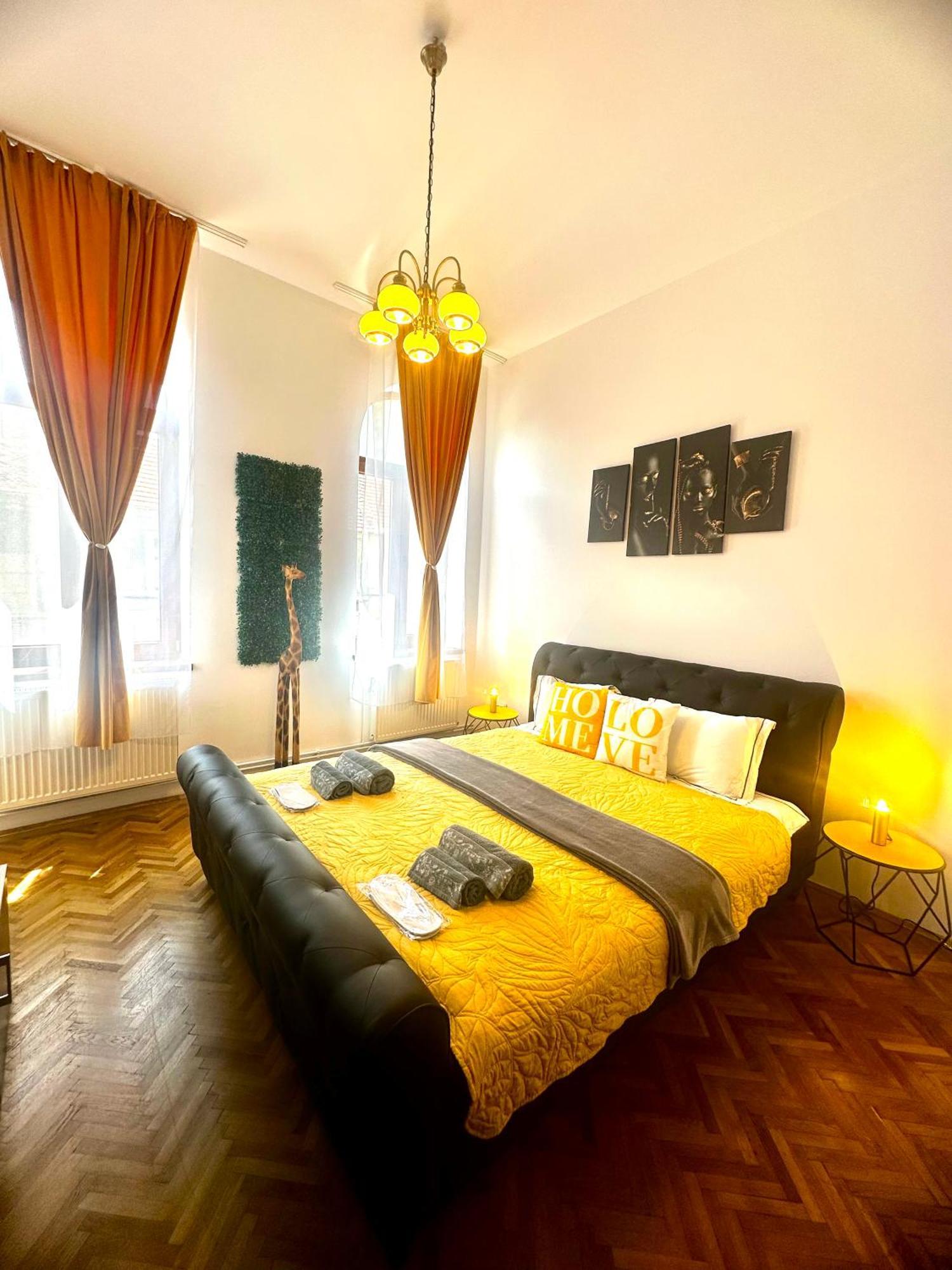 Stay Inn Central Braşov Buitenkant foto
